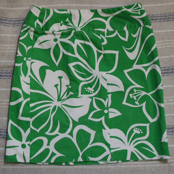 HAROLD'S Green Floral Print Mini Skirt Sz 4 Wmn - Picture 3 of 8